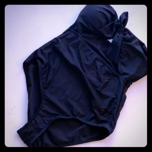 Strapless black cutout one piece swim suit